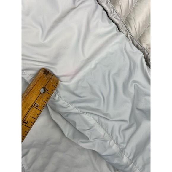 Duluth Trading Co Womens Down Jacket Sz M Pertex Quantum Hooded Puffer Lt Gray - Picture 9 of 9